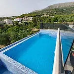 Diva Di With Private Pool And Jacuzzi Villa *