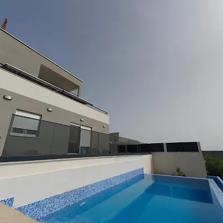 别墅 Diva Di With Private Pool And Jacuzzi *