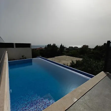 Diva Di With Private Pool And Jacuzzi Villa