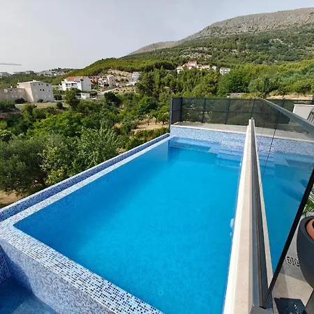 Diva Di With Private Pool And Jacuzzi Villa *