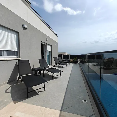 Diva Di With Private Pool And Jacuzzi *