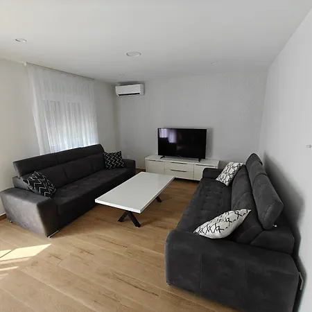 Diva Di With Private Pool And Jacuzzi Villa *