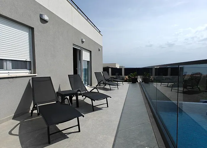 Diva Di With Private Pool And Jacuzzi *