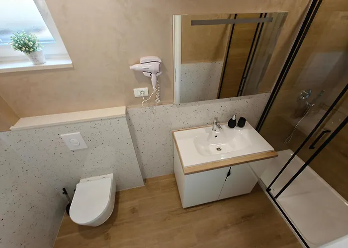 Diva Di With Private Pool And Jacuzzi Villa